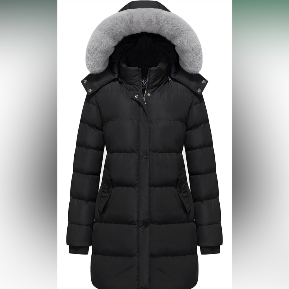 Elegant Black Puffer Coat with Faux Fur Hood